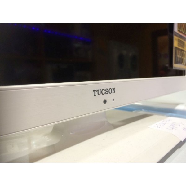 Tucson beépített DVD lejátszóval szépséghibás 61cm akciós LED TV
